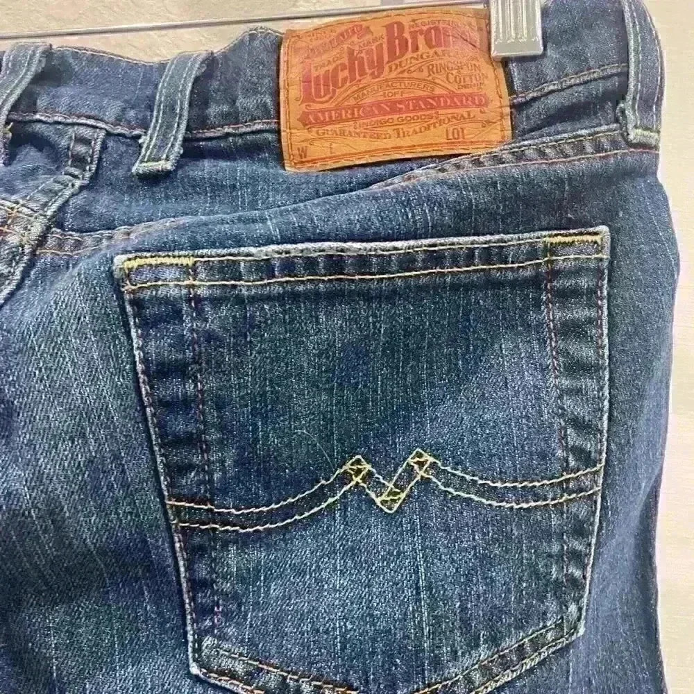 LUCKY BRAND sweet n low Jean shorts | Womens Sz 27 LONG | EUC - Picture 3 of 5